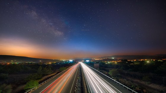 為什么高速公路上沒有路燈？