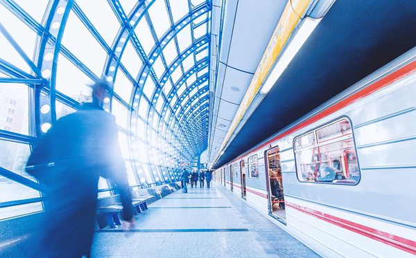 同是地鐵為什么有的叫subway，有的卻叫metro？